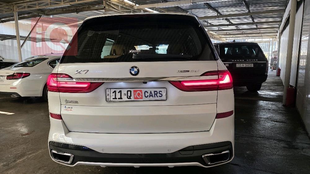 بي ام دبليو X7